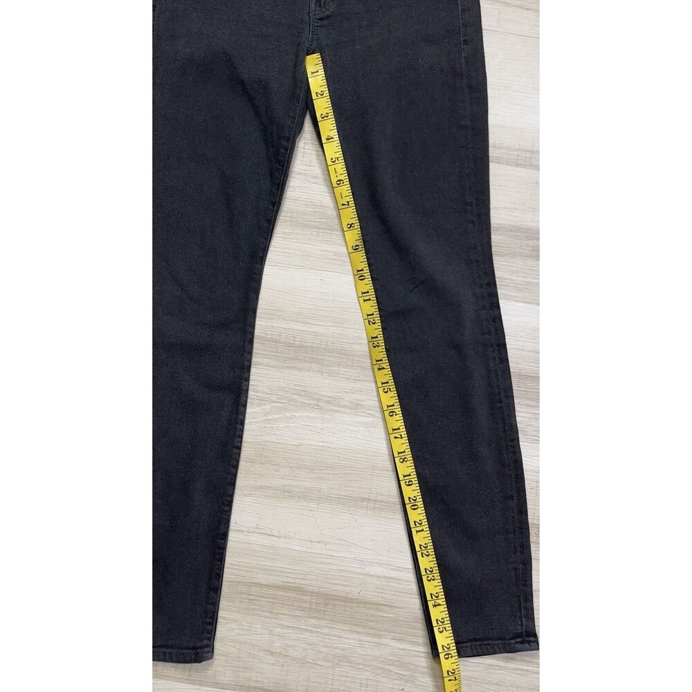 Mother Jeans. High Waisted Looker A Model Spy. Size: 28 - Picture 4 of 7